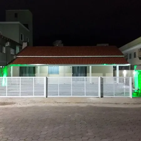 Residencial Flamini Apartment Bombinhas Exterior photo