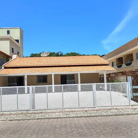 Residencial Flamini Apartment Bombinhas Exterior photo