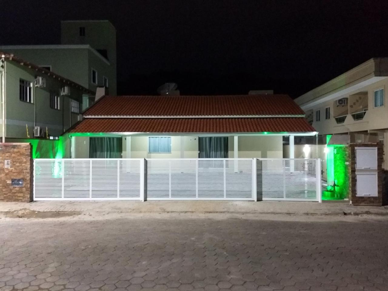 Residencial Flamini Apartment Bombinhas